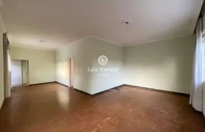 Casa com 3 quartos à venda na Rua dos Timbiras, Barro Preto, Belo Horizonte