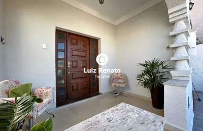 Casa com 3 quartos à venda na Rua Araxá, Colégio Batista, Belo Horizonte