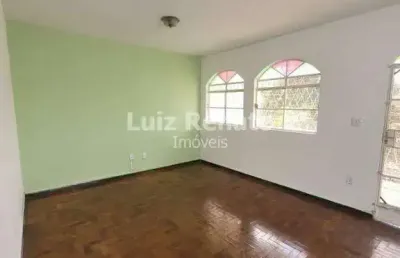 Casa com 3 quartos à venda na Rua Volta Grande, Sagrada Família, Belo Horizonte