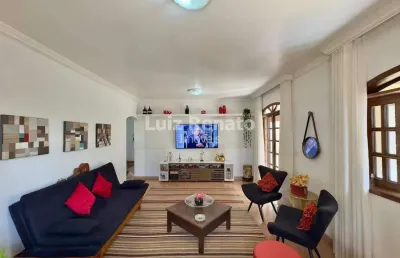 Casa com 4 quartos à venda na Rua Américo Campolina Rezende, Fernão Dias, Belo Horizonte
