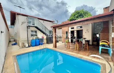 Casa com 4 quartos à venda na Rua Maria Martins Guimarães, Sagrada Família, Belo Horizonte