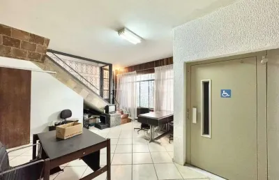 Casa com 3 quartos à venda na Rua Vitório Marcola, Anchieta, Belo Horizonte