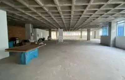 Sala comercial em região nobre da cidade i 289,10 no bairro de lourdes