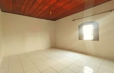 Casa para alugar 90m2, 2 quartos e varanda próximo ao shopping aricanduva, r$ 1.690,00 - jd aricand