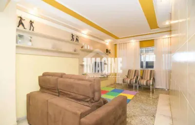 Sobrado no tatuapé com 3 dorms sendo 2 suítes, 2 vagas, 236m²