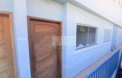 Sobrado em condomínio fechado com 2 suítes, 1 vaga, 80m²