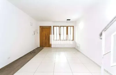 Sobrado no tatuapé com 3 dorms sendo 2 suítes, 1 vaga, 147m²
