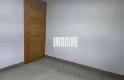 Sobrado na vila prudente com 2 dormitórios sendo 2 suítes, 1 vaga, 140 m²