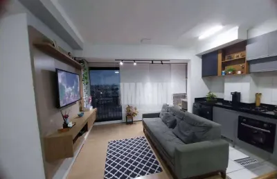 Apartamento em itaquera com 2 dormitórios, sacada, 1 vaga, 47 m²