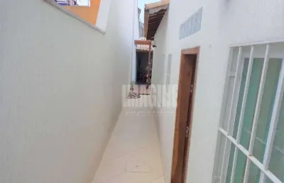 Sobrado na água rasa com 3 dorms sendo 1 suíte, 4 vagas, 170m²