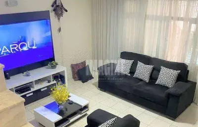 Casa com 2 quartos à venda na Rua Odete, Cangaíba, São Paulo