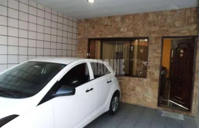 Sobrado na água rasa com 3 dorms sendo 1 suíte, 2 vagas, 250m²