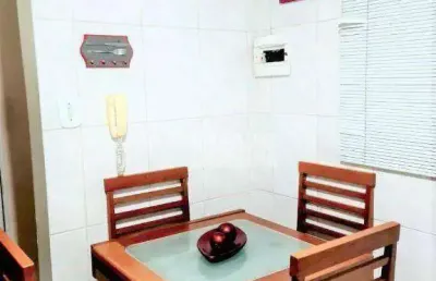 Sobrado em condomínio na penha com 2 dorms, 1 vaga, 90m²