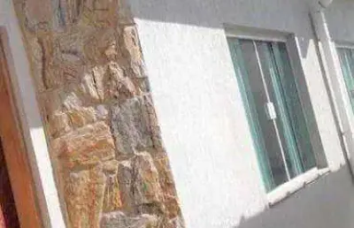 Sobrado em condomínio em itaquera com 2 suítes, 1 vaga, 72m²