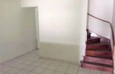 Sobrado na vila matilde com 2 dorms sendo 1 suíte, 1 vaga, 76m²