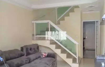 Sobrado em condomínio na penha com 3 dorms sendo 1 suíte, 2 vagas, 99m²