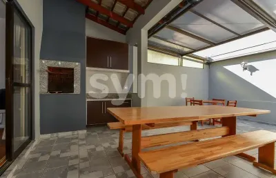 Casa em condomínio fechado com 4 quartos à venda na rua tenente-brigadeiro francisco de assis corrêa de mello, 910, jardim das américas, curitiba por r$ 849.000