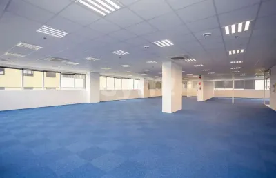 Sala comercial para alugar na avenida joão gualberto, 1000, alto da glória, curitiba por r$ 34.866