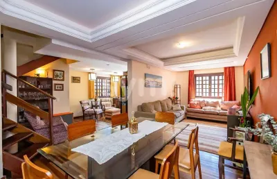 Casa com 4 quartos à venda na rua estefano joucoski, 201, vista alegre, curitiba por r$ 1.490.000