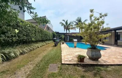 Casa com 3 quartos à venda na Rua das Dálias, 508, Balneário Flórida, Praia Grande