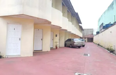 Casa em condomínio fechado com 2 quartos à venda na Rua Aruás, 70, Tupi, Praia Grande
