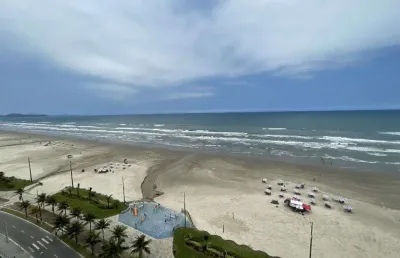 Apartamento com 2 quartos à venda na Avenida Presidente Castelo Branco, 12370, Vilamar, Praia Grande