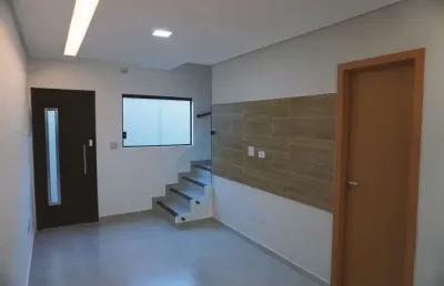 Sobrado com 2 dormitórios à venda, 54 m² por r$ 315.000,00 - mirim - praia grande/sp
