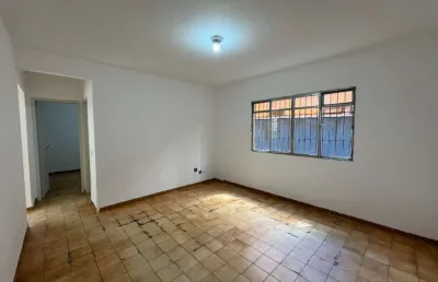 Apartamento térreo para locação na vila tupi em praia grande - sp.