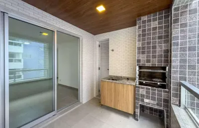 Apartamento novo com 2 dormitórios, sacada gourmet e planejados no canto do forte – praia grande