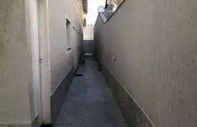 Casa com 2 dormitórios para alugar, 50 m² por r$ 2.500,02/mês - aviação - praia grande/sp
