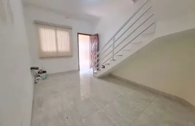 Sobrado individual à venda no tude bastos em praia grande - sp.