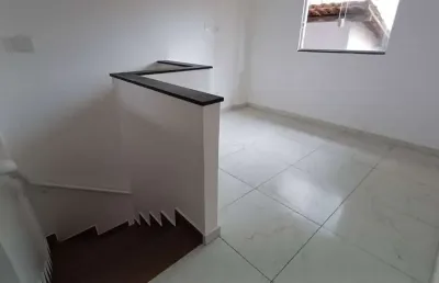 Sobrado com 2 dormitórios à venda, 45 m² por r$ 368.000,00 - vila assunção - praia grande/sp