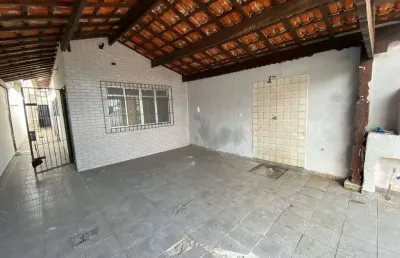 Casa com 2 dormitórios para alugar, 128 m² por r$ 2.300,02/mês - mirim - praia grande/sp