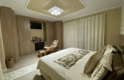 Comprar sobrado com 5 dormitórios e piscina bairro solemar - praia grande/sp