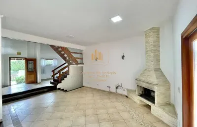 Casa em condomínio com 5 quartos(2 suítes) à venda, 361 m² p