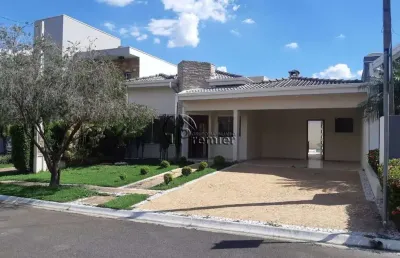 Casa térrea com 3 suítes e piscina no condomínio green park em indaiatuba