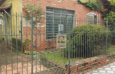 Casa com 3 quartos à venda na Rua Voluntário Penna Ramos, Centro, Taubaté