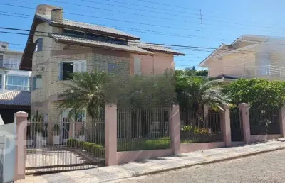 Casa em condomínio fechado com 4 quartos à venda na rua laélia purpurata, 96, joão paulo, florianópolis, 412 m2 por r$ 2.470.000