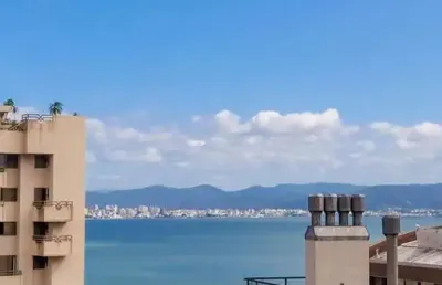 Apartamento com 3 quartos à venda na avenida governador irineu bornhausen, 343, agronômica, florianópolis, 206 m2 por r$ 3.000.000