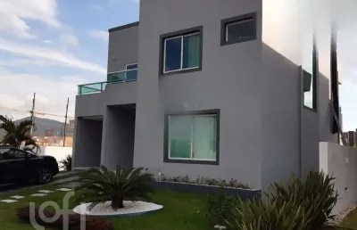 Casa em condomínio fechado com 3 quartos à venda na rodovia aparício ramos cordeiro, 110, campeche, florianópolis, 209 m2 por r$ 2.690.000