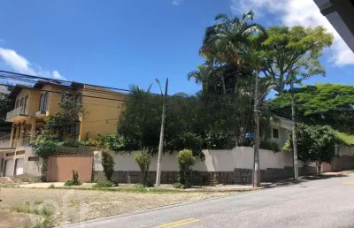 Casa com 4 quartos à venda na rua professora antonieta de barros, 499, canto, florianópolis, 396 m2 por r$ 1.500.000