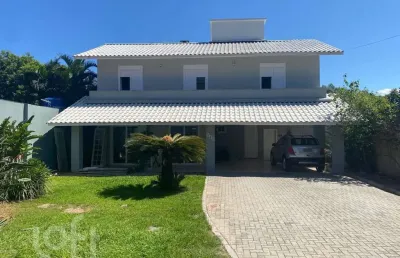 Casa com 5 quartos à venda na servidão são francisco de assis, 261, campeche, florianópolis, 260 m2 por r$ 3.000.000