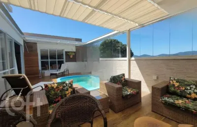 Casa com 4 quartos à venda na rua ari avanci dos santos, 144, trindade, florianópolis, 370 m2 por r$ 1.800.000