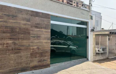 Casa  comercial com 5 salas + 3 quartos + 4 banheiros para locação ao lado da santa casa!