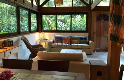 Casa com 3 quartos na praia de boiçucanga - são sebastião/sp