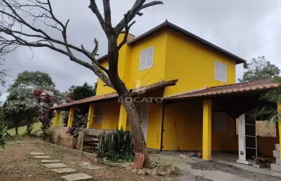Casa com 3 quartos para alugar na Rua Pedro Agostinho, 23, Grama, Juiz de Fora