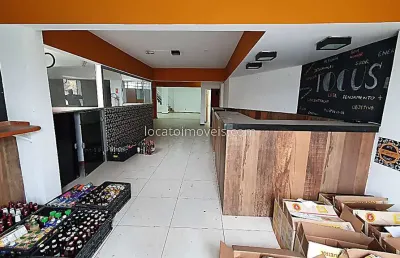 Lojão com escritório e duas vagas com 194 m2 - santa catarina