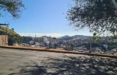 Terreno com vista privilegiada e grande potencial construtivo!