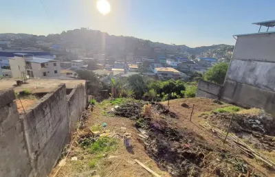 Terreno à venda na Rua Custódio de Rezende Bastos, 584, Jardim dos Alfineiros, Juiz de Fora