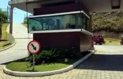 Terreno 360 m2 no condomínio via do sol na cidade alta